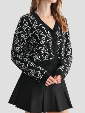 NWT Lush Black & White Bows Patterned V-Neck Cropped Cardigan